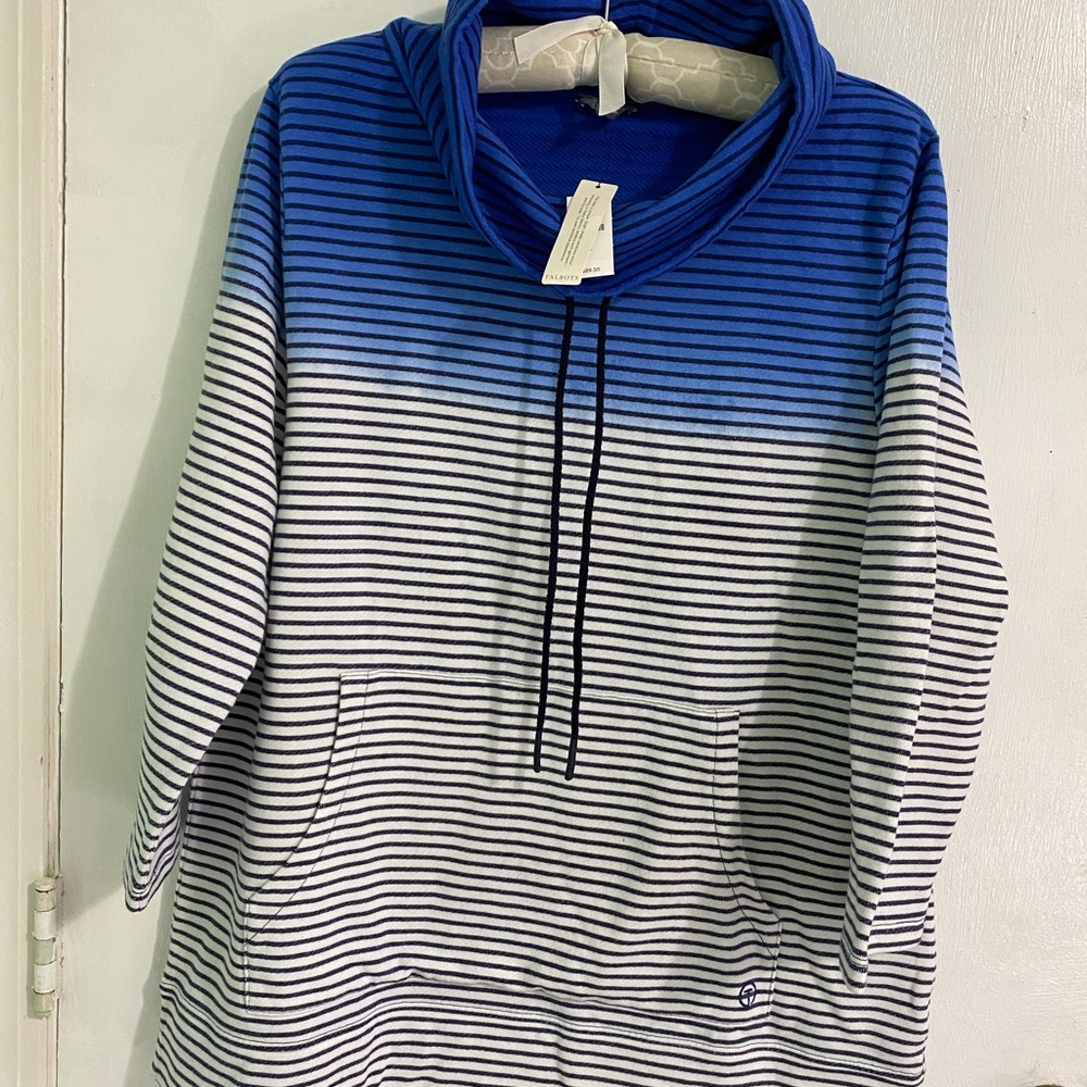 NWT Talbots funnel neck light weight sweatshirt 3/4 sleeve